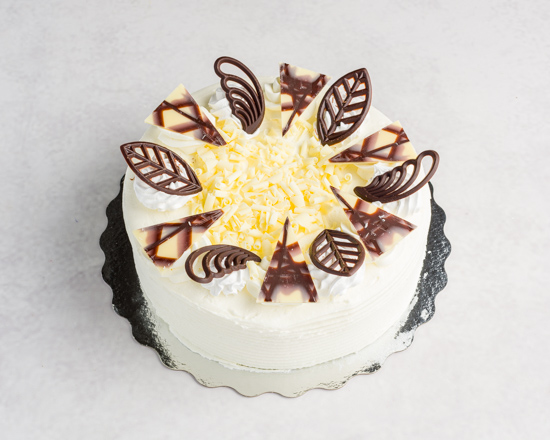 Vanilla 7" Cake *Eggless*