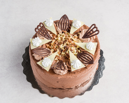 Chocolate 7" Cake *Eggless*