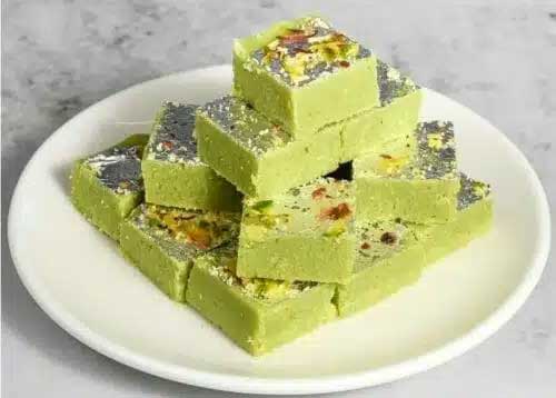Pista Burfi (white w/pista inside)